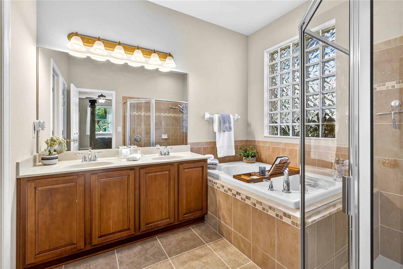 10859 BREAKING ROCKS DR