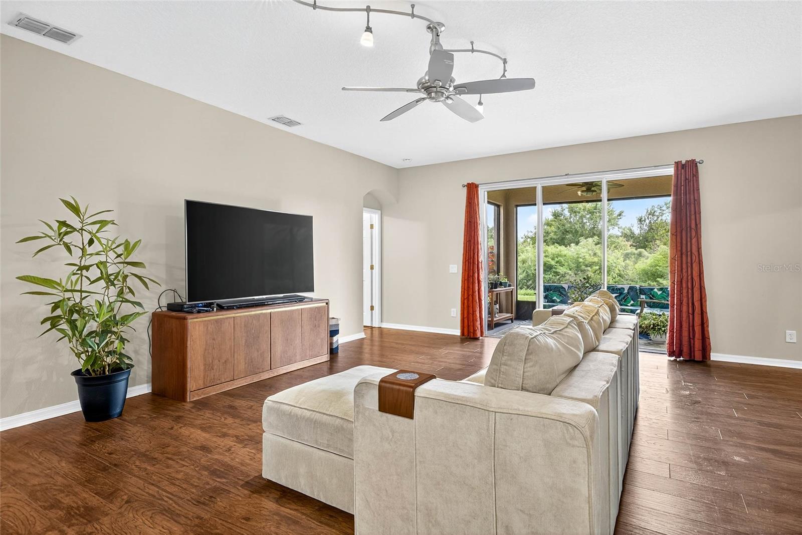 10859 BREAKING ROCKS DR