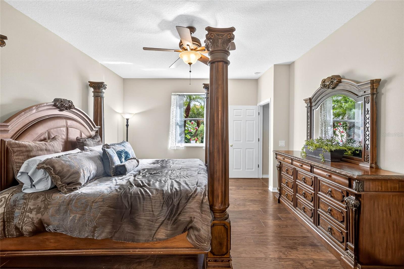 10859 BREAKING ROCKS DR