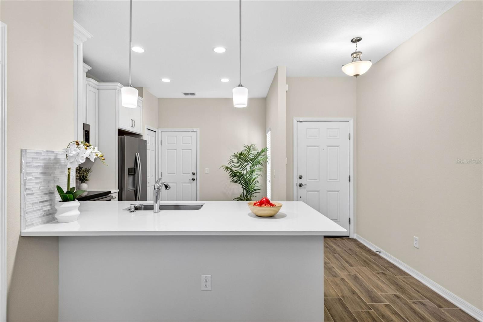 2464 STAPLEFORD PL