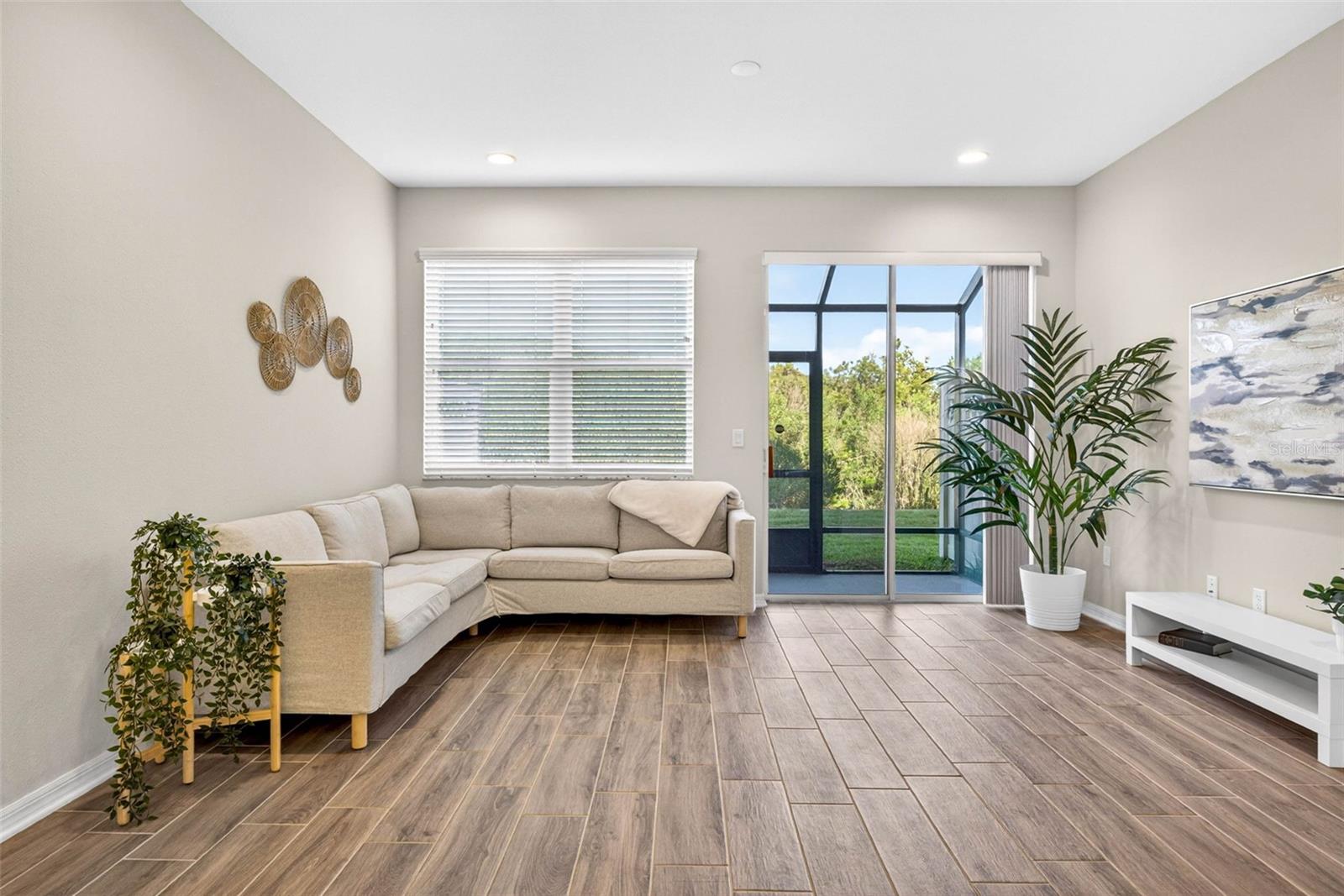 2464 STAPLEFORD PL