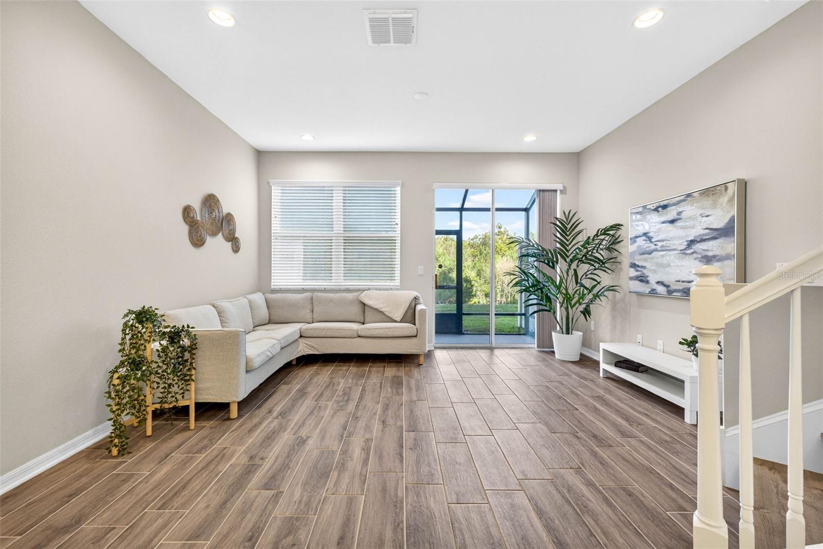2464 STAPLEFORD PL