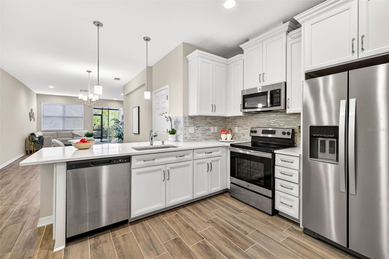 2464 STAPLEFORD PL