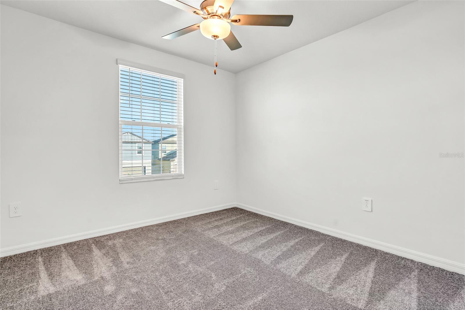 11672 RADIANT SHORE LOOP