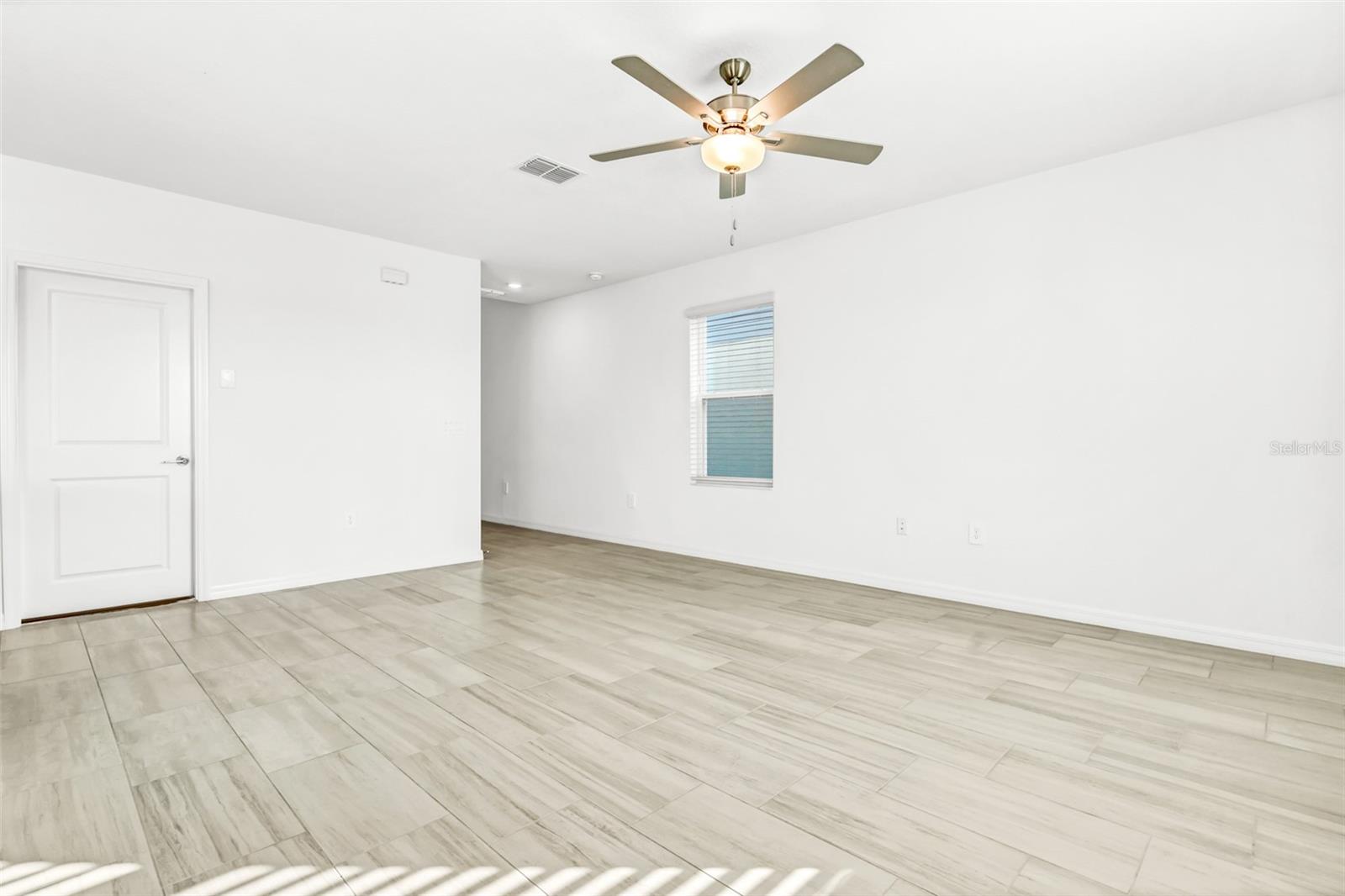 11672 RADIANT SHORE LOOP