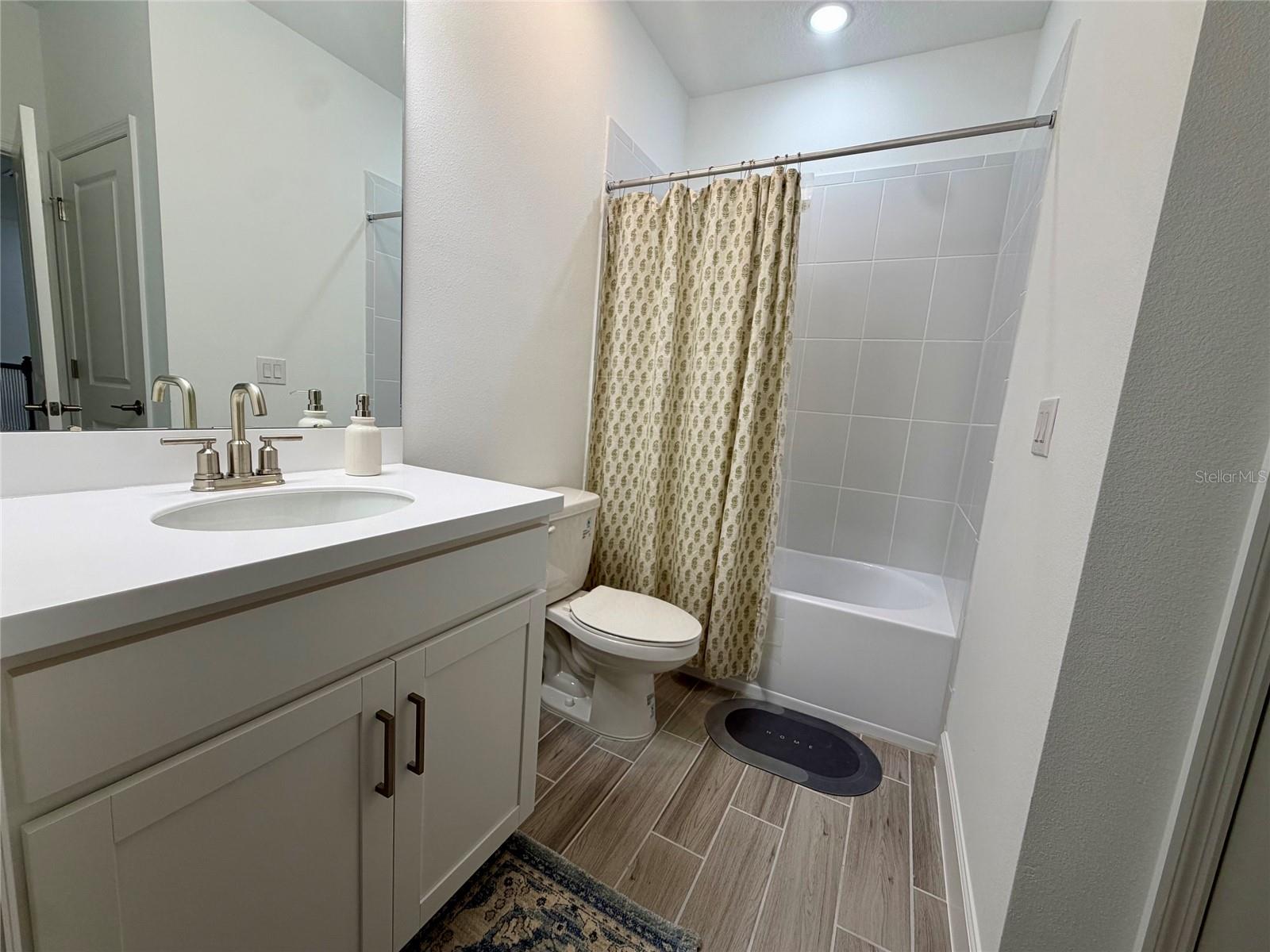 33901 LANDSMAN LOOP