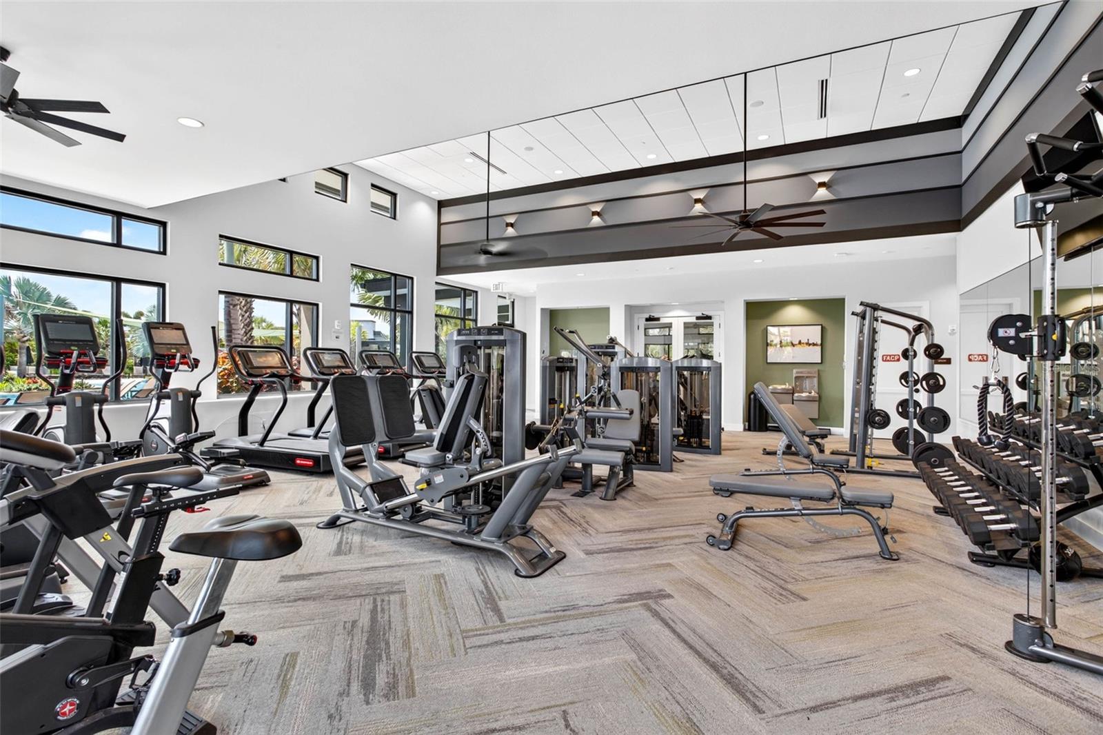 33901 LANDSMAN LOOP