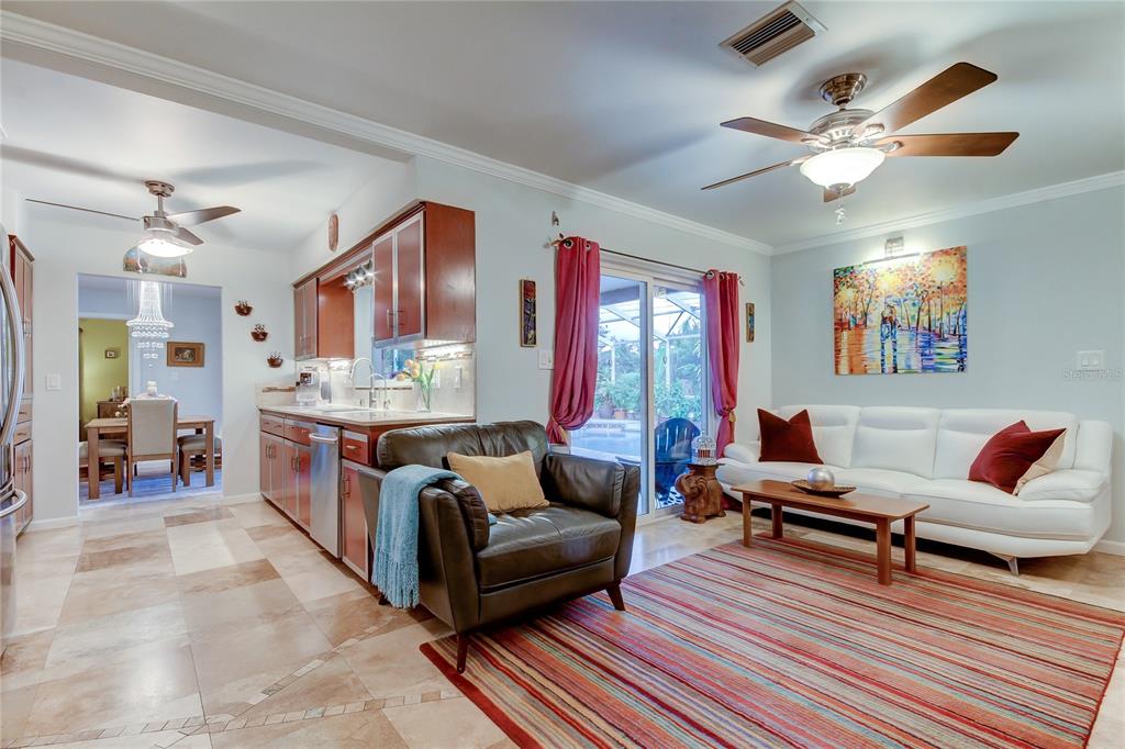 2193 CAMPUS DR DRIVE