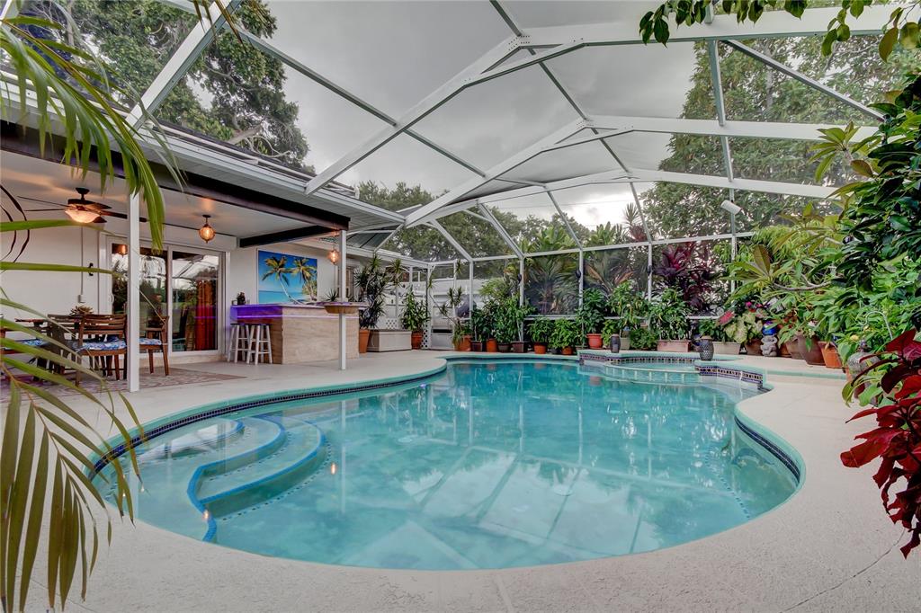 2193 CAMPUS DR DRIVE