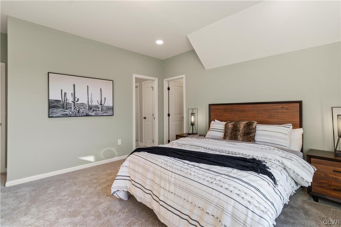 2805 Merion Drive 40
