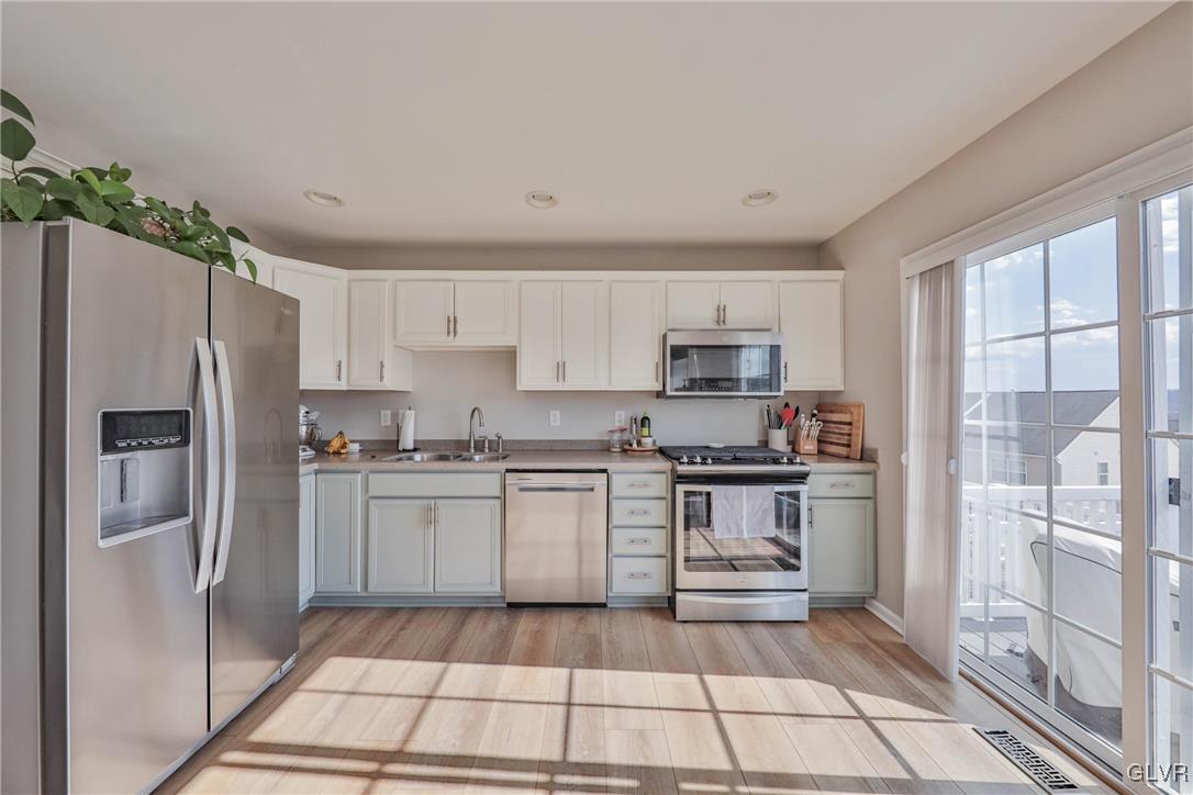 4126 South Bunker Hill Drive