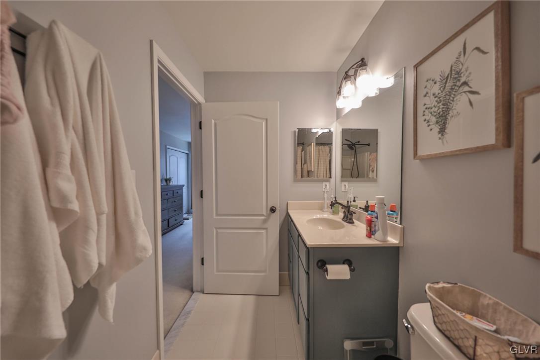 4126 South Bunker Hill Drive