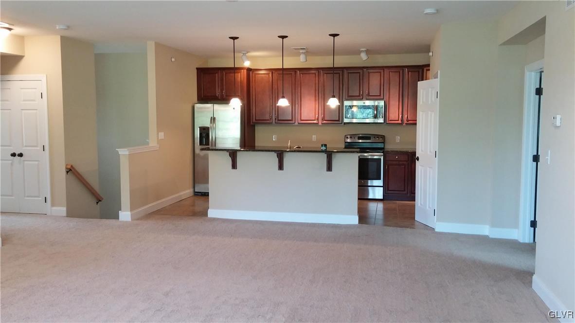 1140 Meadow Lark Way