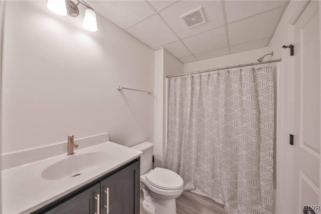 2810 Hawk Valley Court