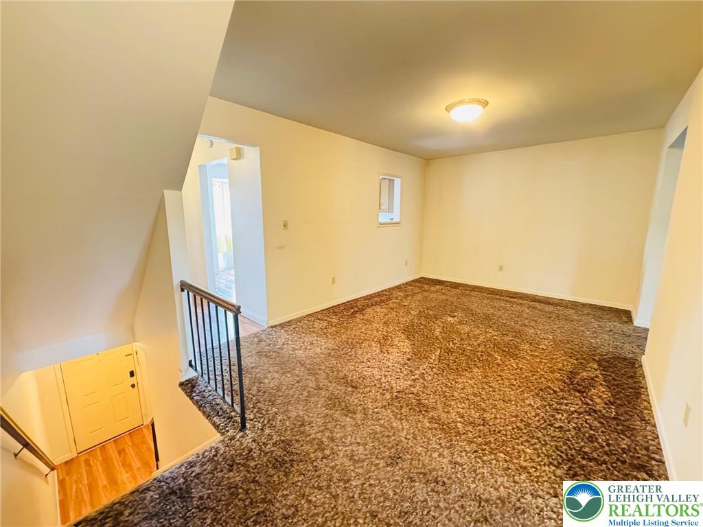 2027 Orchard Drive