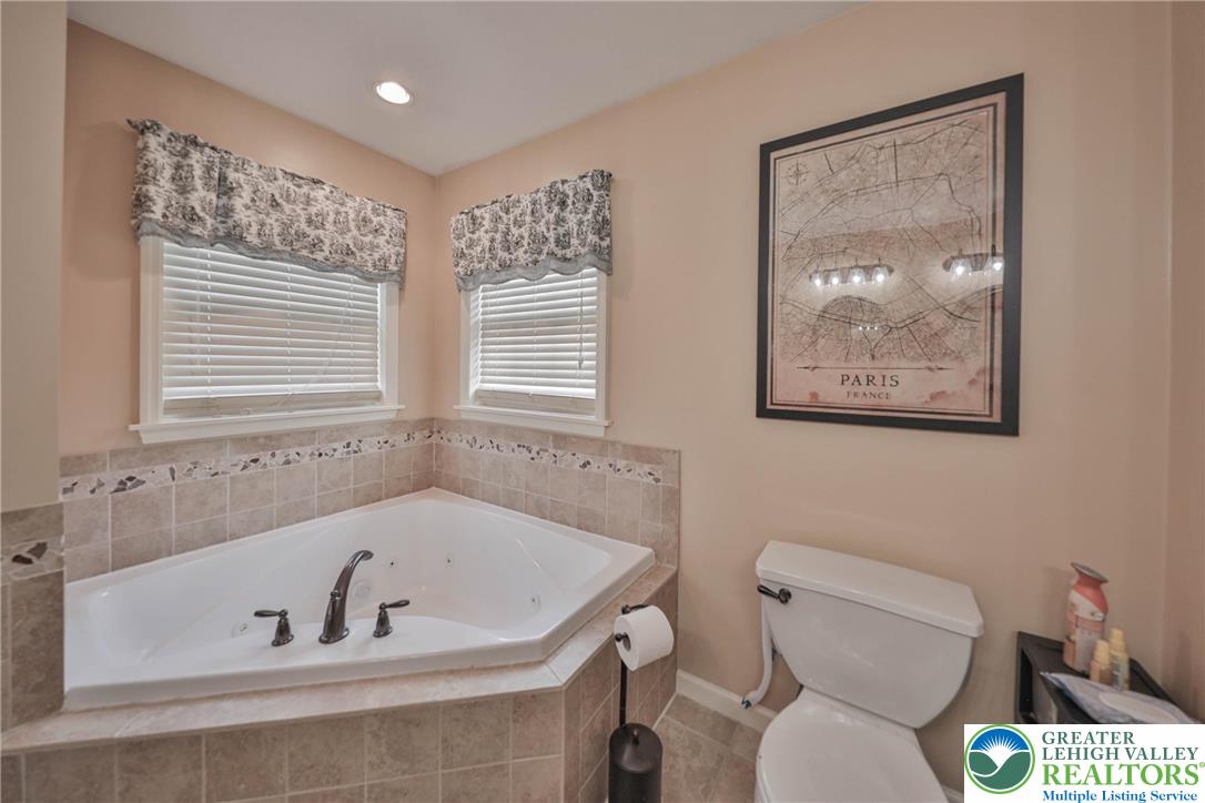 106 Fernwood Drive