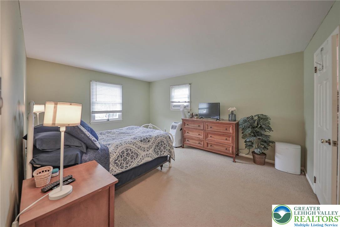 106 Fernwood Drive