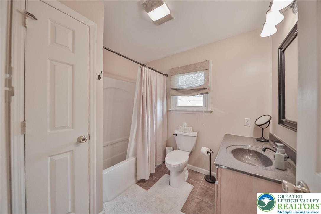 106 Fernwood Drive
