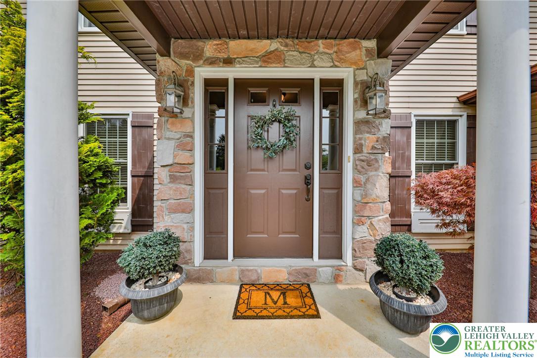 106 Fernwood Drive