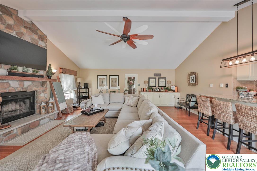 106 Fernwood Drive