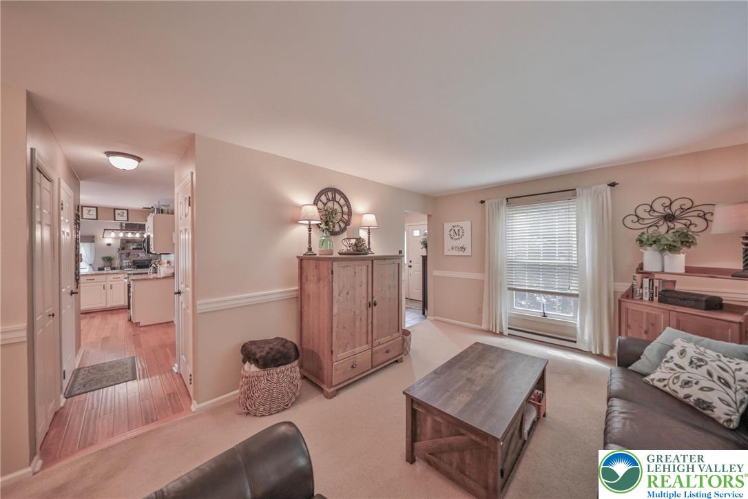 106 Fernwood Drive