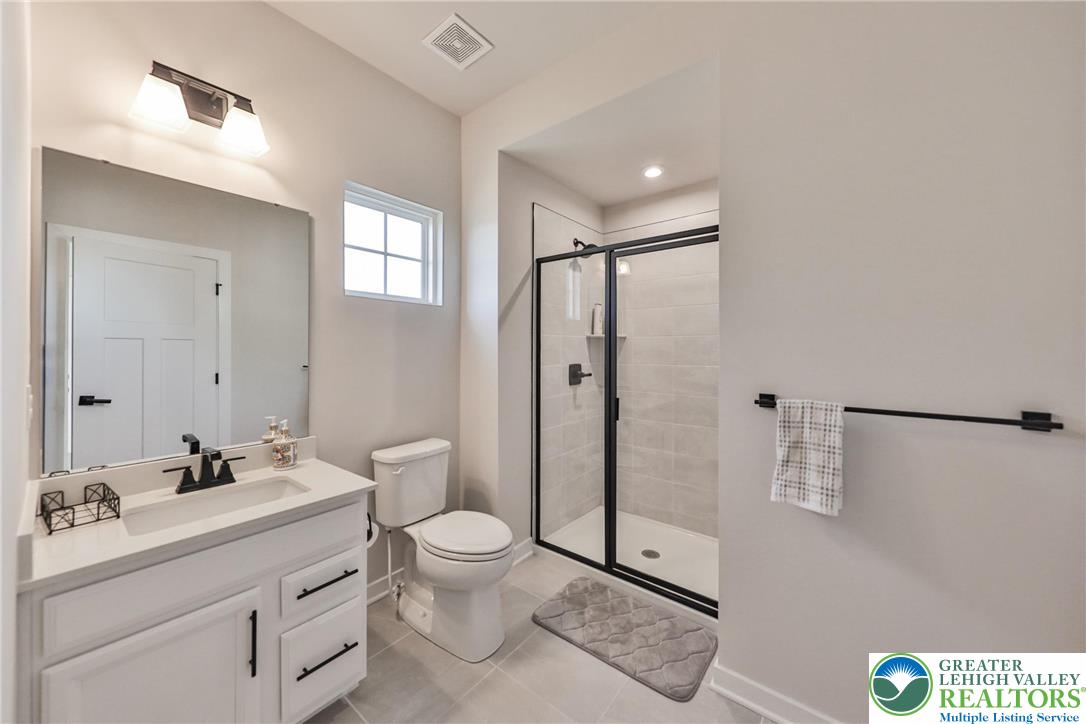 2890 Hawk Valley Court