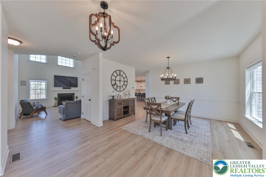 2595 Stonewall Drive
