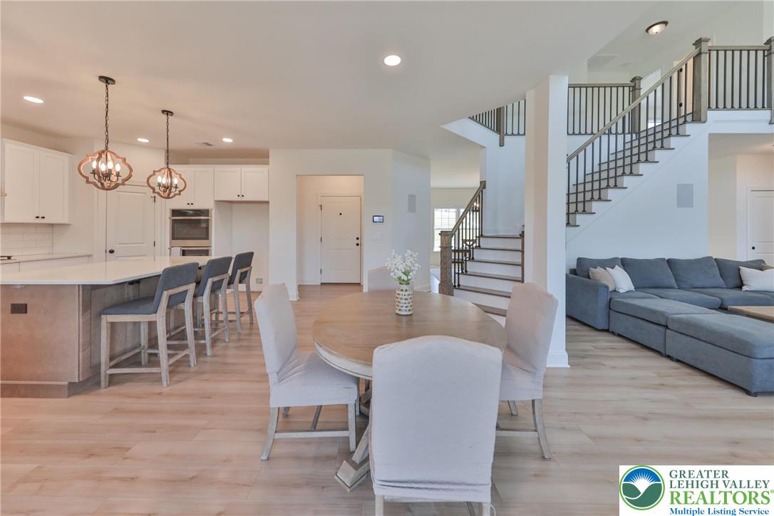 2595 Stonewall Drive