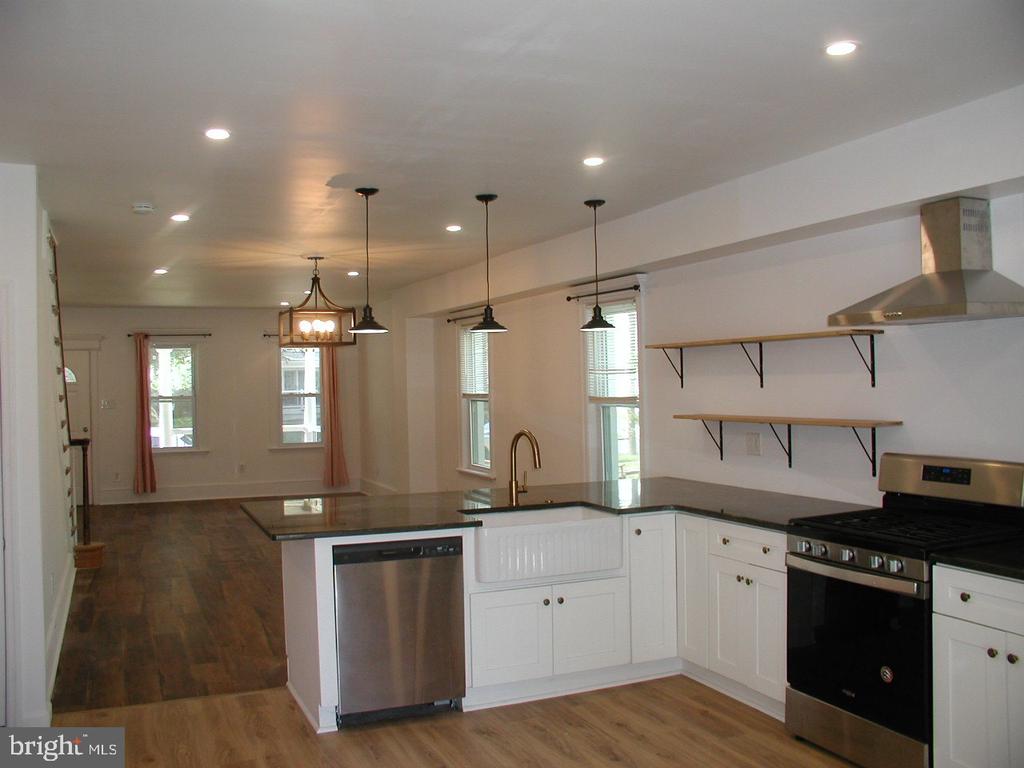 509 LINCOLN AVENUE