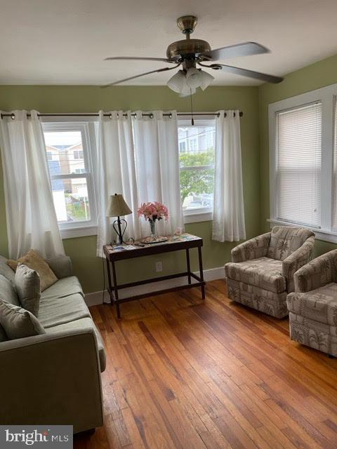 305 E LEAMING AVENUE