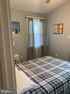 305 E LEAMING AVENUE