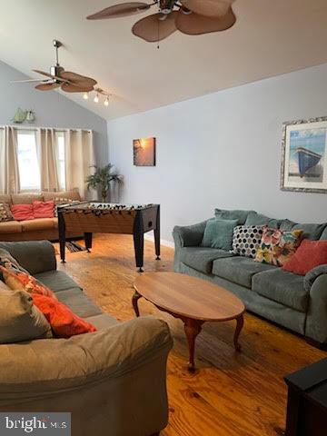 305 E LEAMING AVENUE