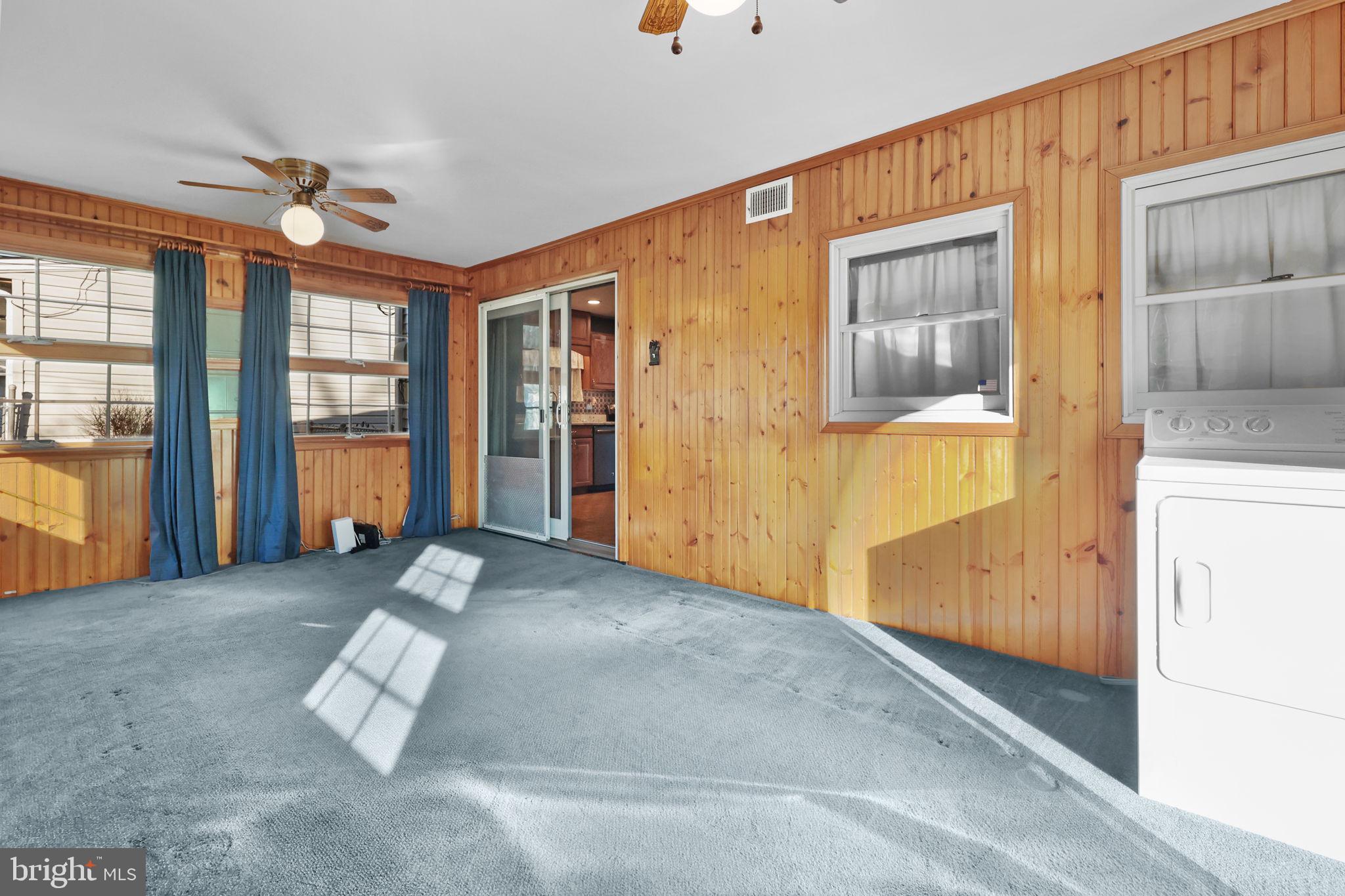 215 COLLINGSWOOD ROAD