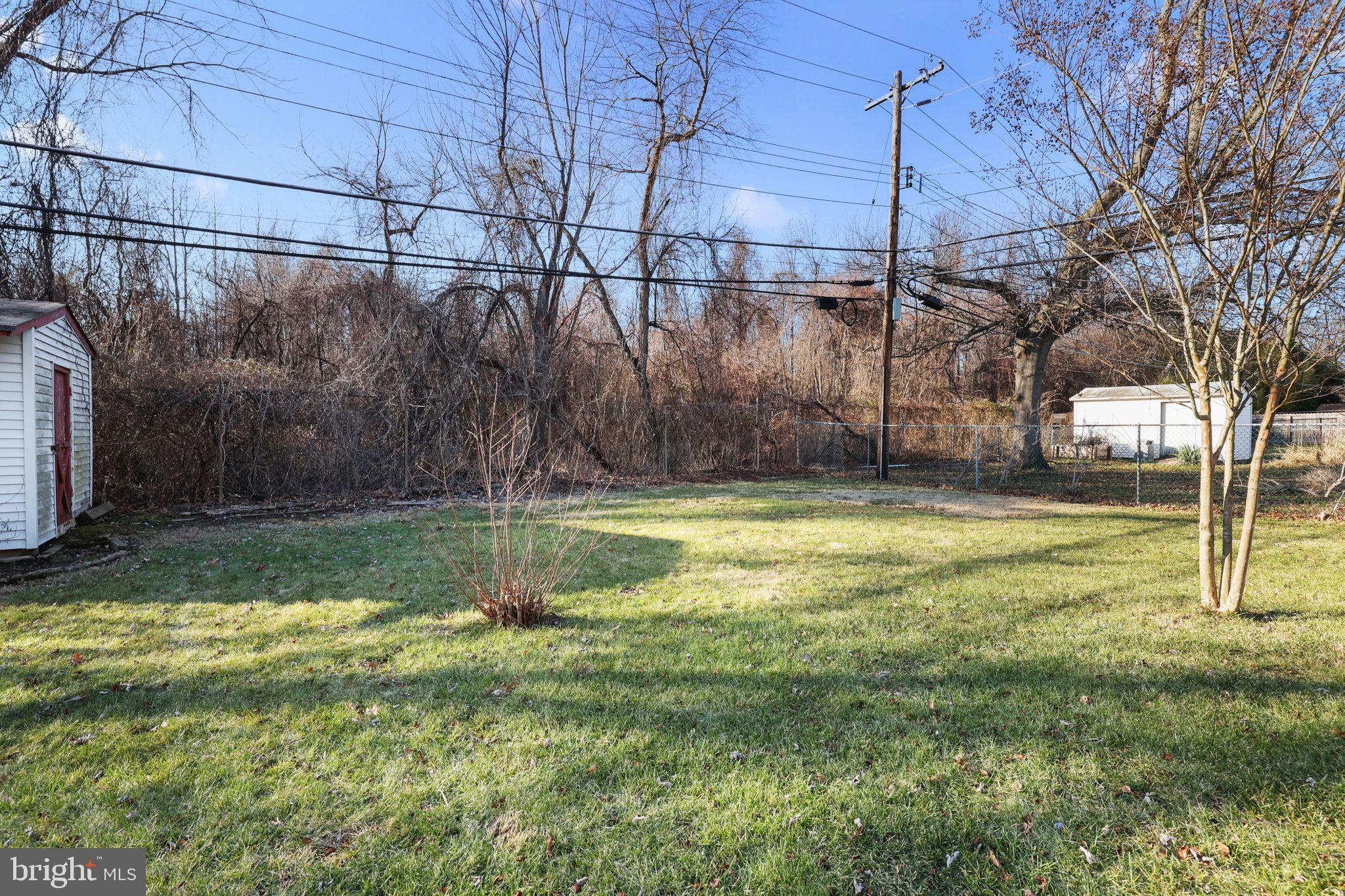 215 COLLINGSWOOD ROAD