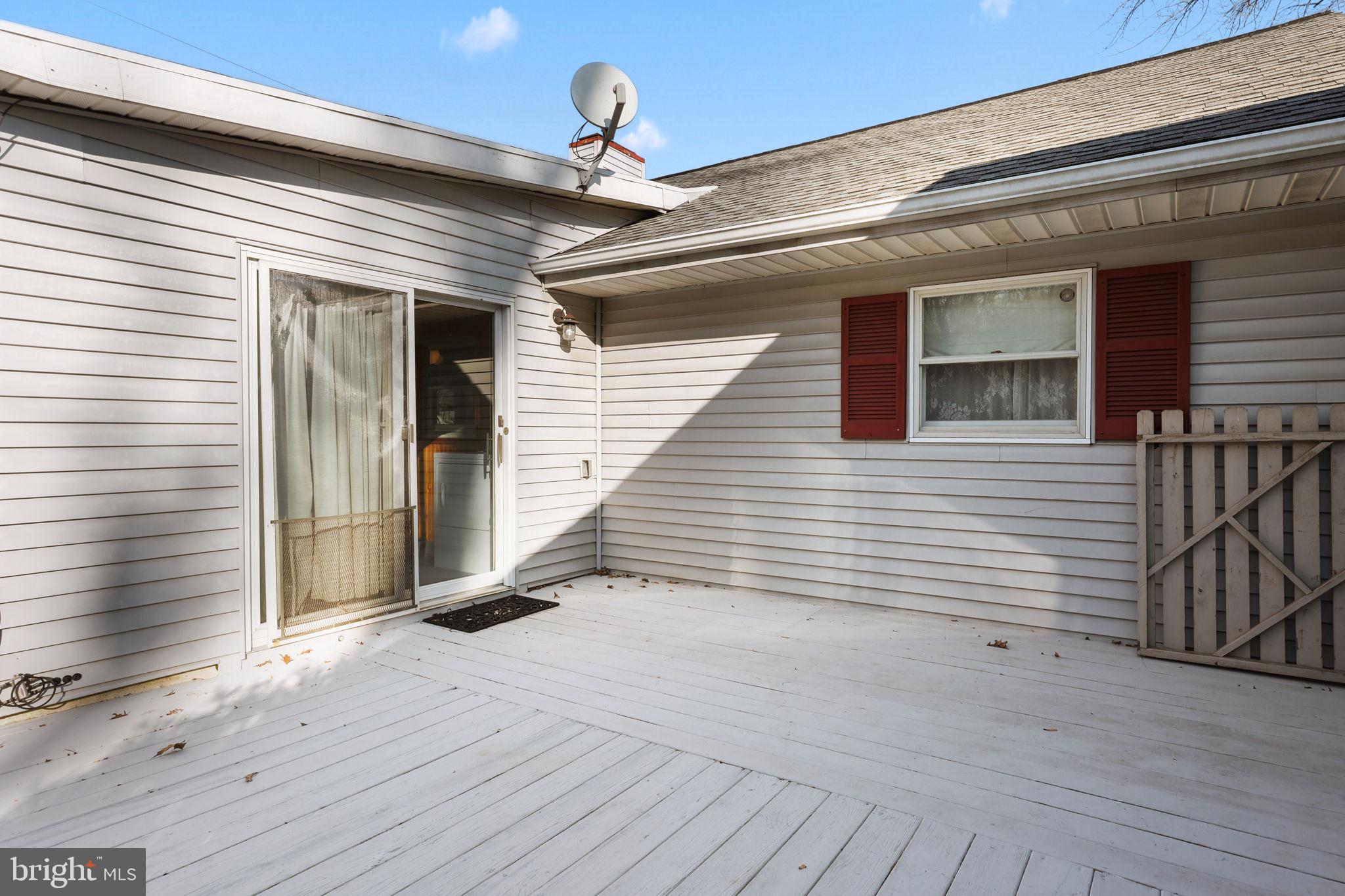 215 COLLINGSWOOD ROAD