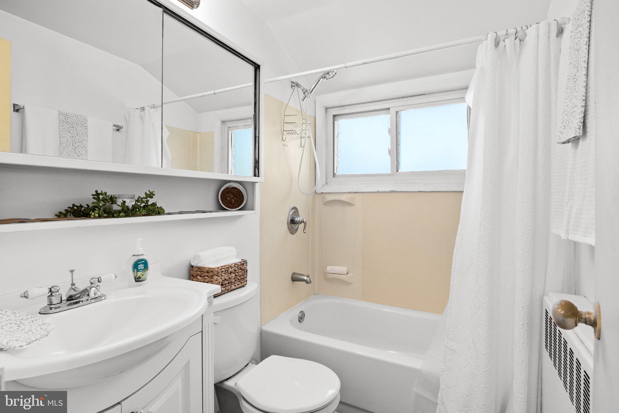 27 PLUMTREE ROAD