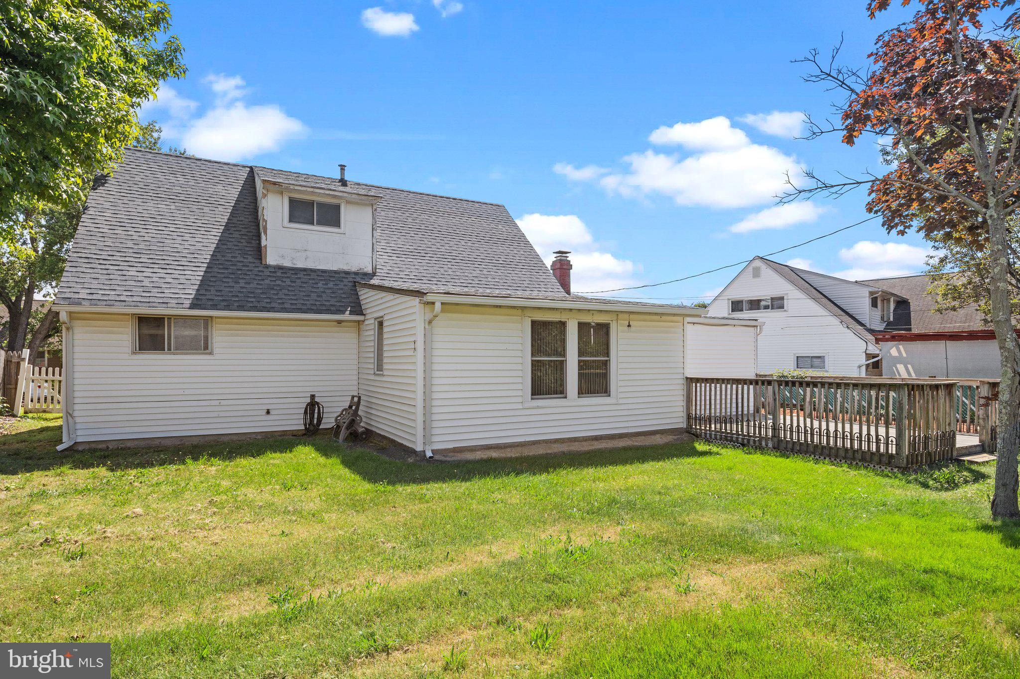 27 PLUMTREE ROAD