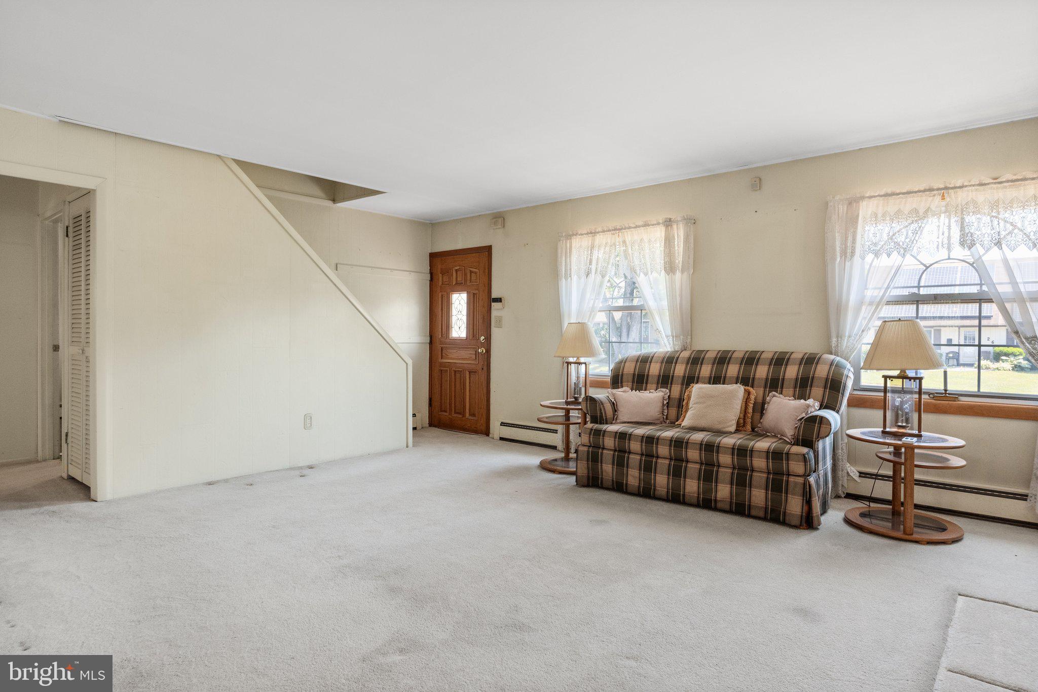 27 PLUMTREE ROAD