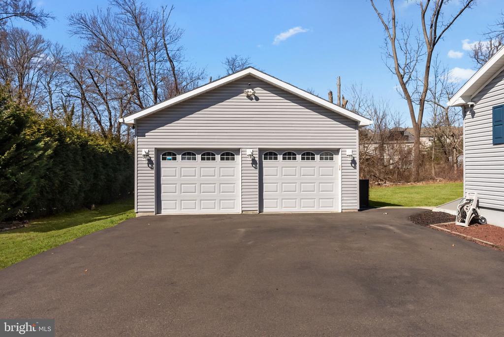 524 TREVOSE ROAD