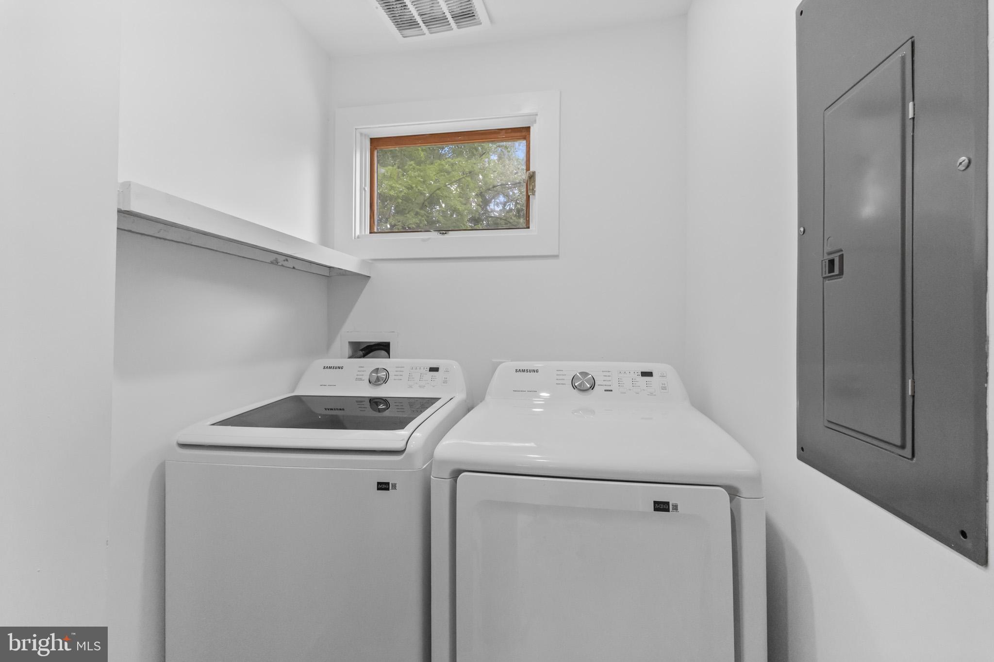 290 OXFORD VALLEY ROAD