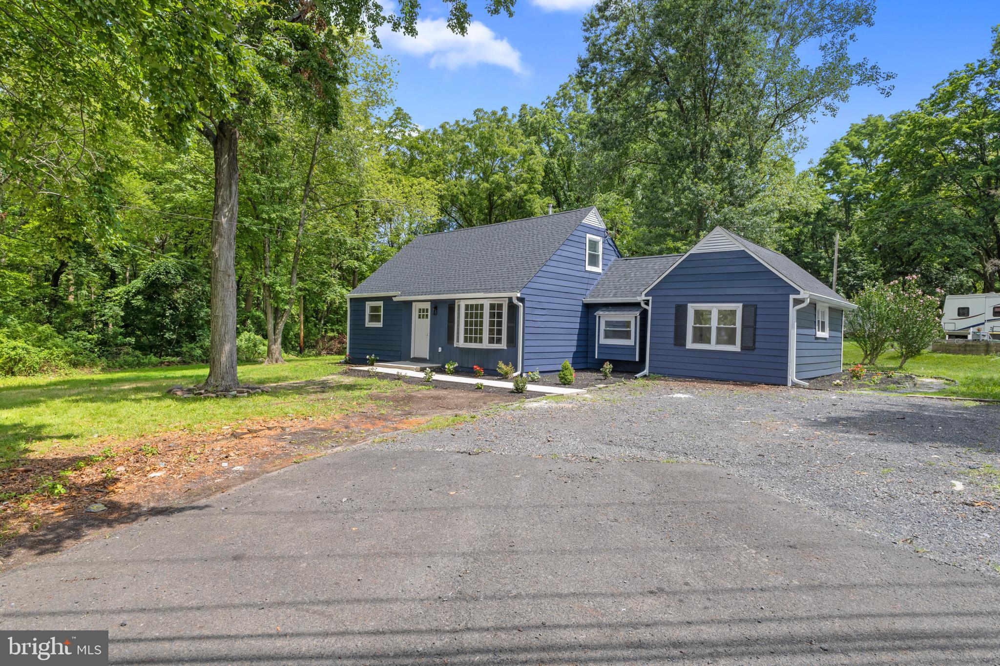 290 OXFORD VALLEY ROAD