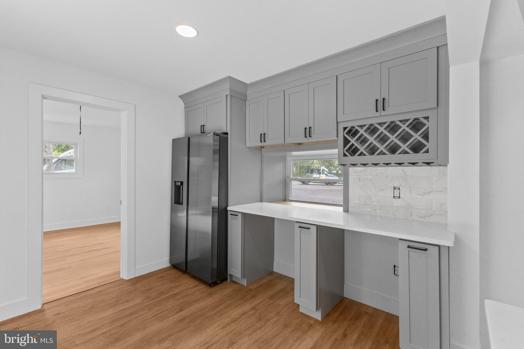 290 OXFORD VALLEY ROAD