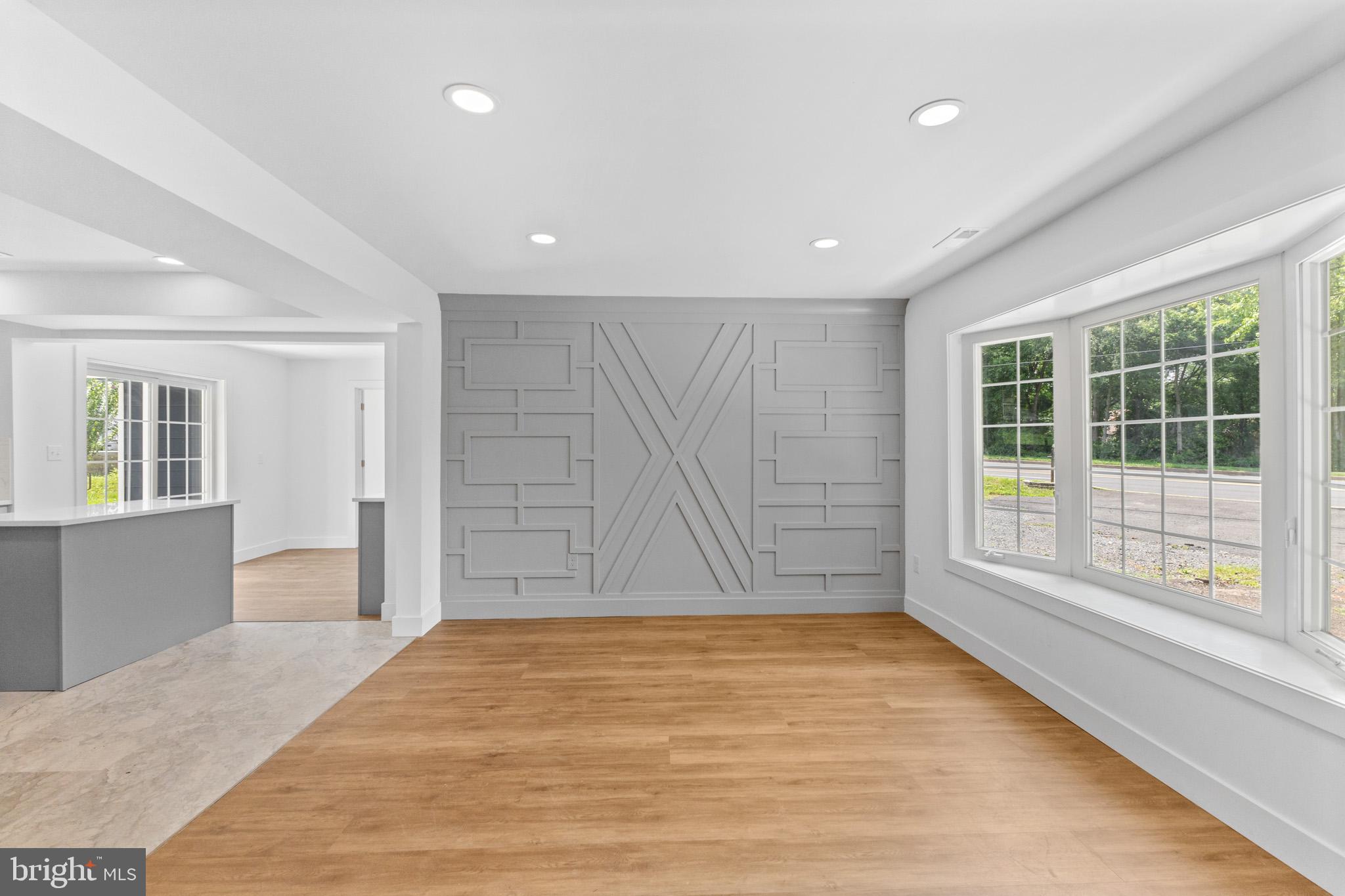 290 OXFORD VALLEY ROAD