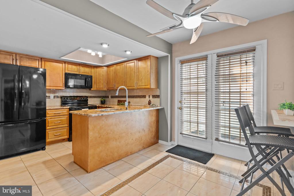 507 POTTERS COURT