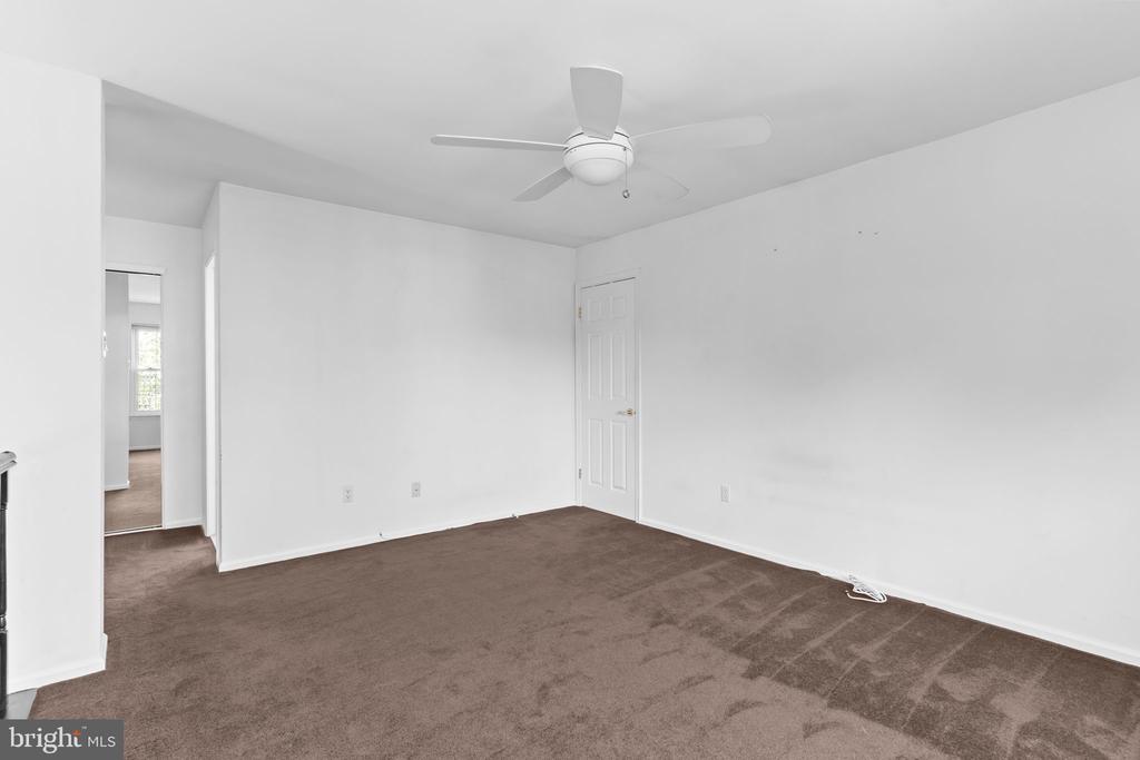 507 POTTERS COURT