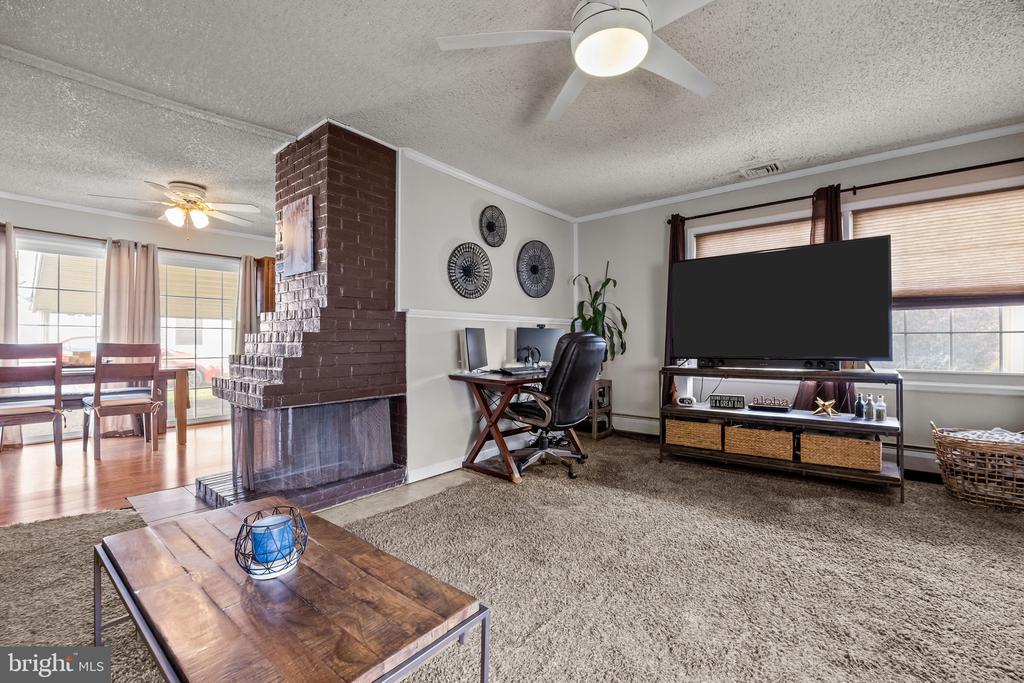 29 EMBER LANE