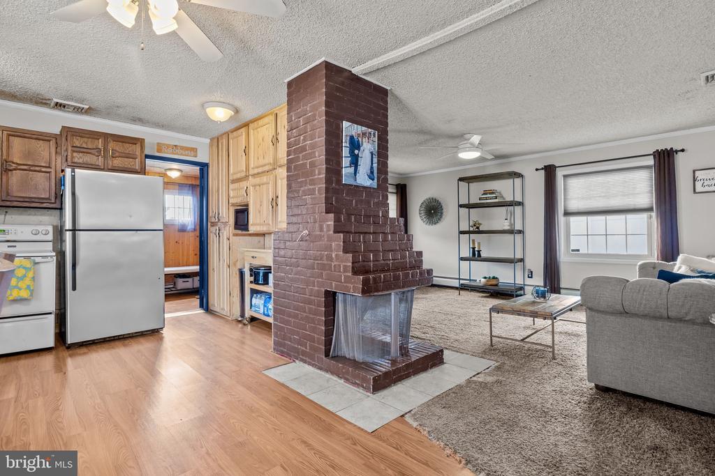 29 EMBER LANE