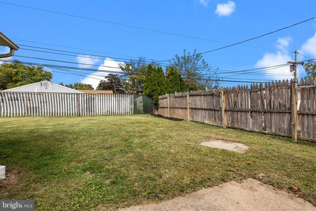29 EMBER LANE