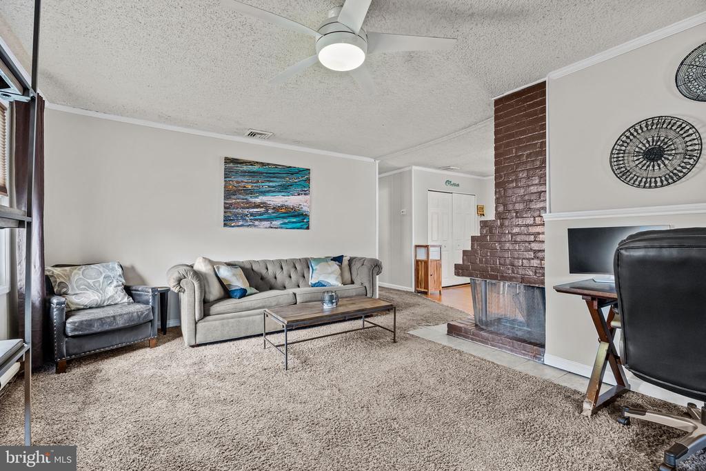 29 EMBER LANE