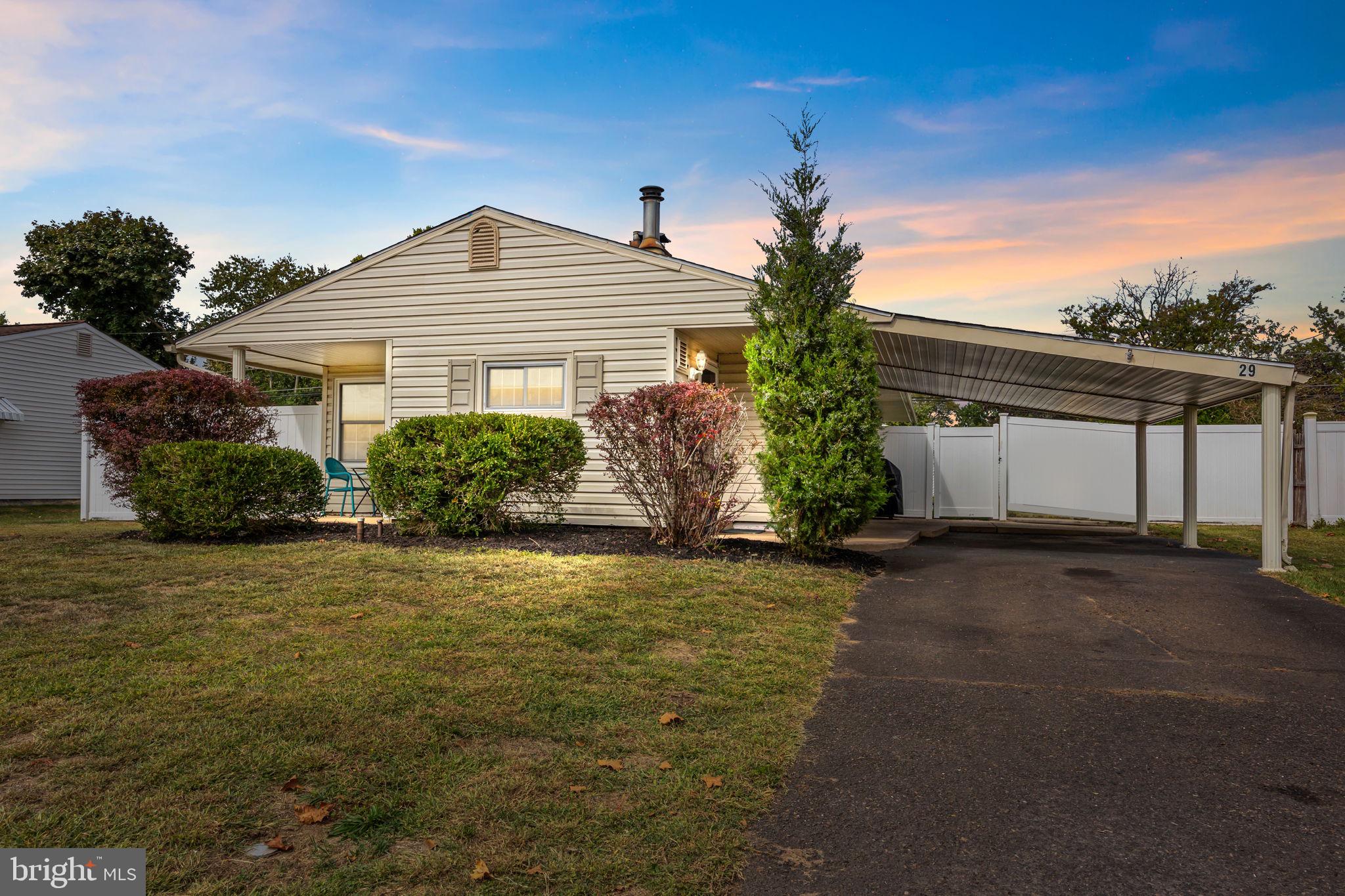 29 EMBER LANE